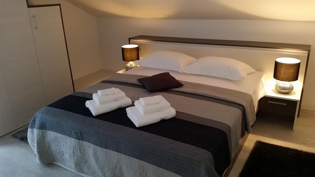 Apartments Sanja Trogir Zewnętrze zdjęcie